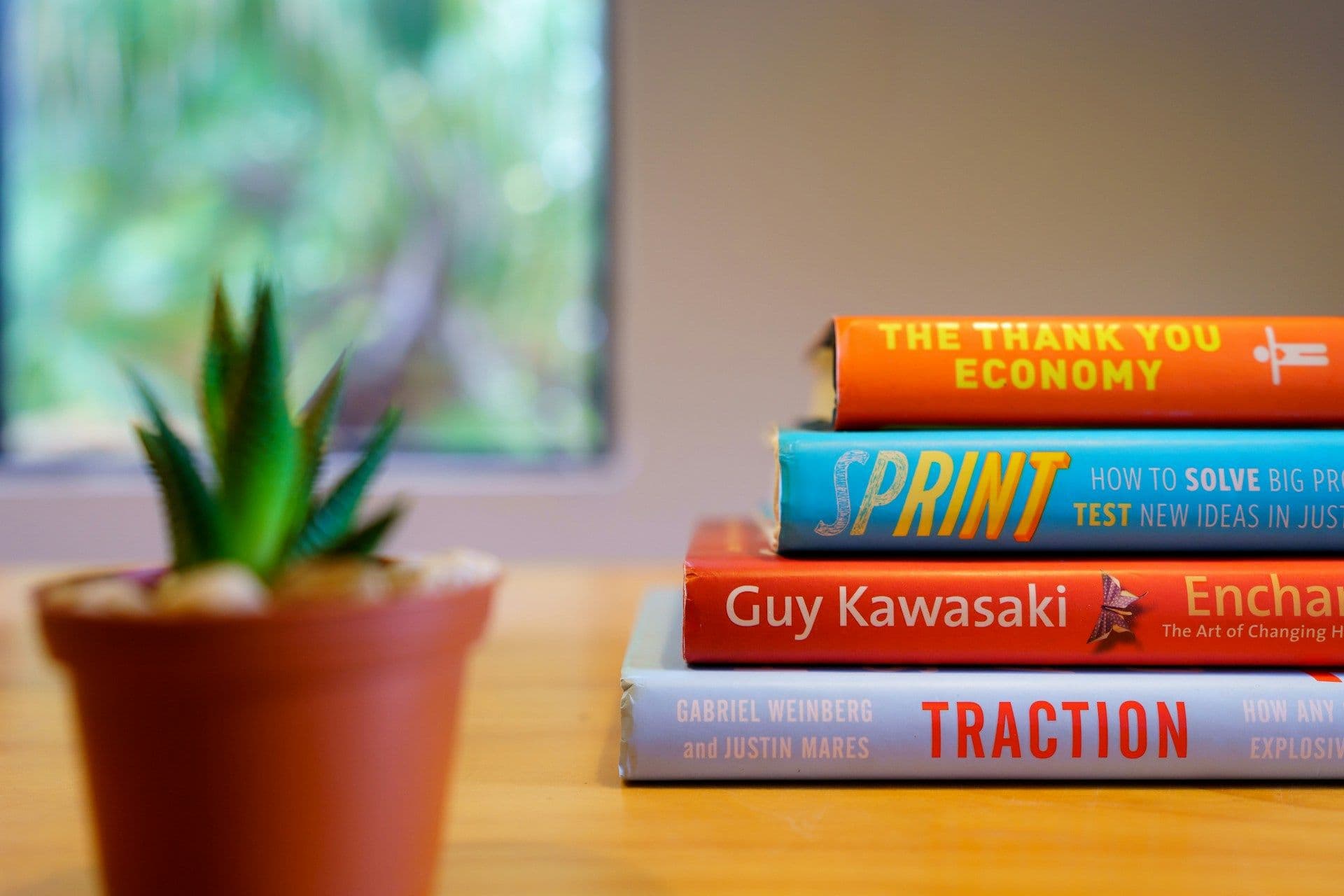 Featured image for 5 Ways Bookkeepers Grow Their Client Base Without Burning Out